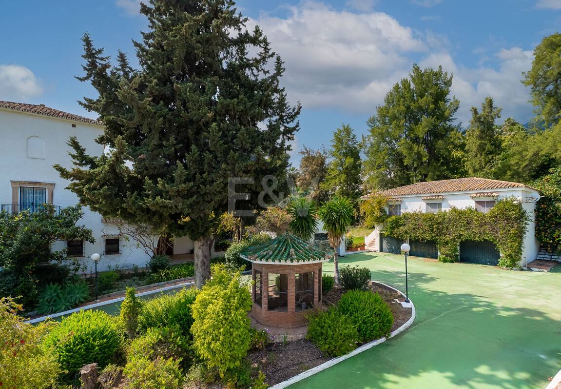 Exceptional Investment Opportunity on Marbella’s Golden Mile