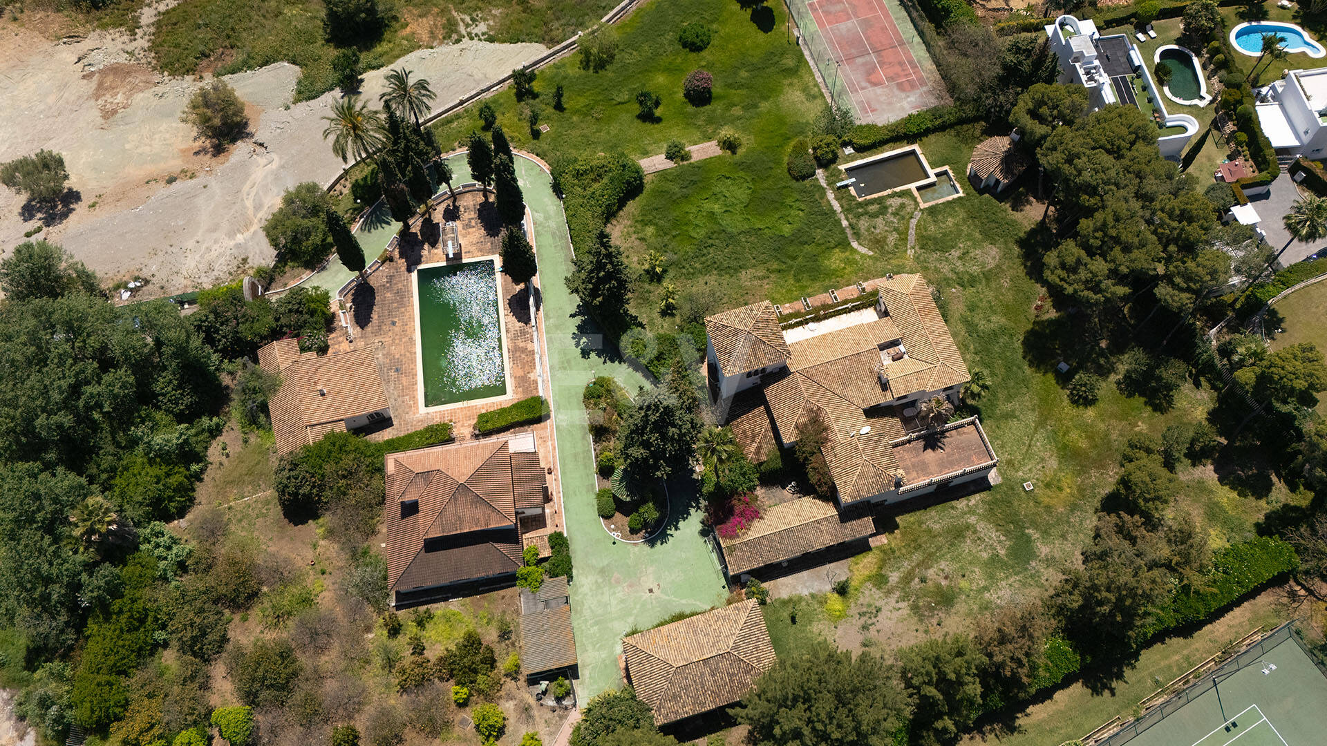 Exceptional Investment Opportunity on Marbella’s Golden Mile