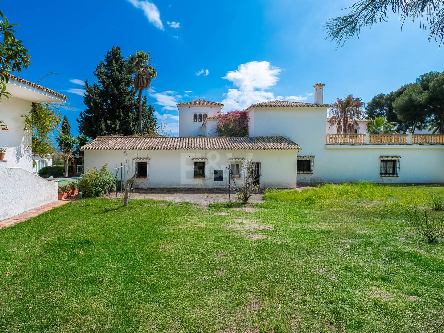 Exceptional Investment Opportunity on Marbella’s Golden Mile