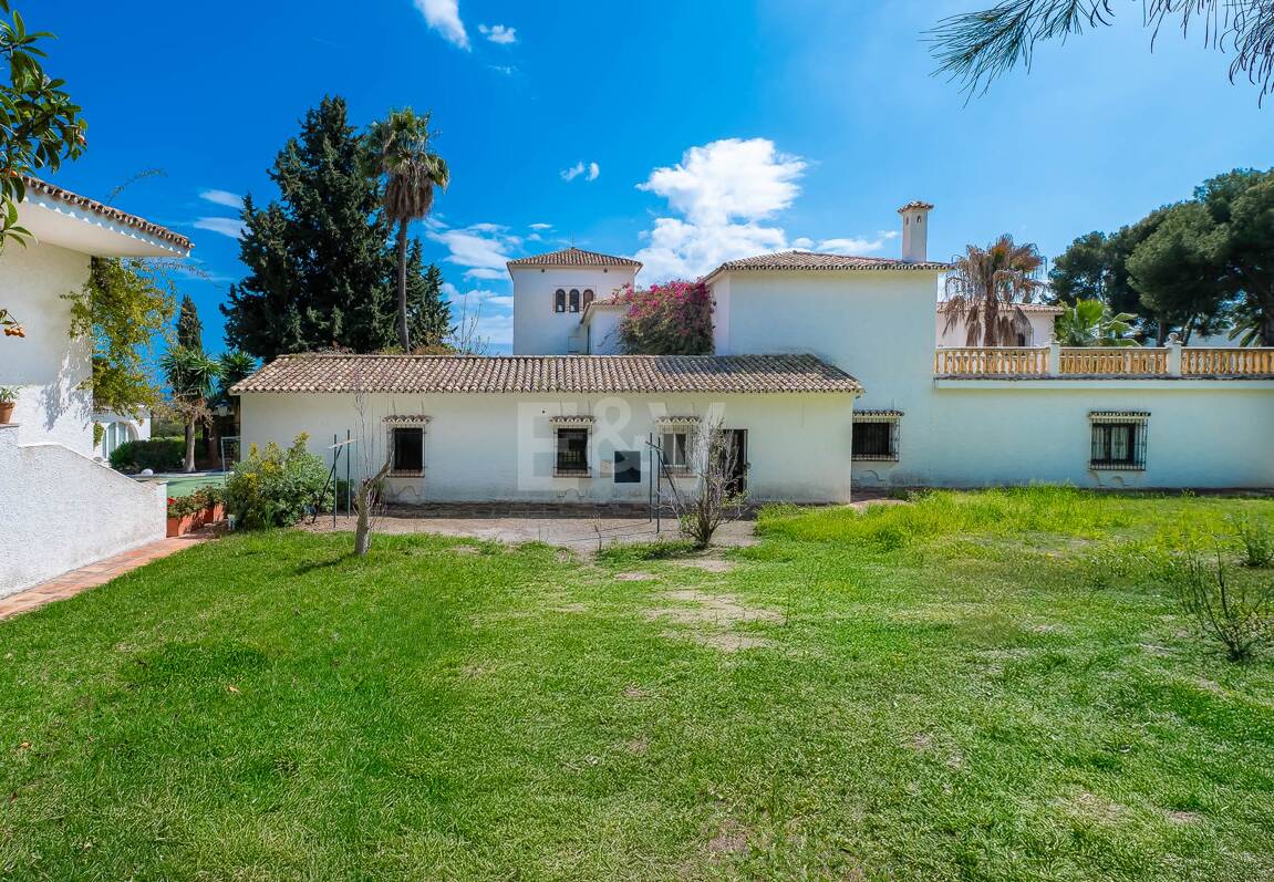 Exceptional Investment Opportunity on Marbella’s Golden Mile