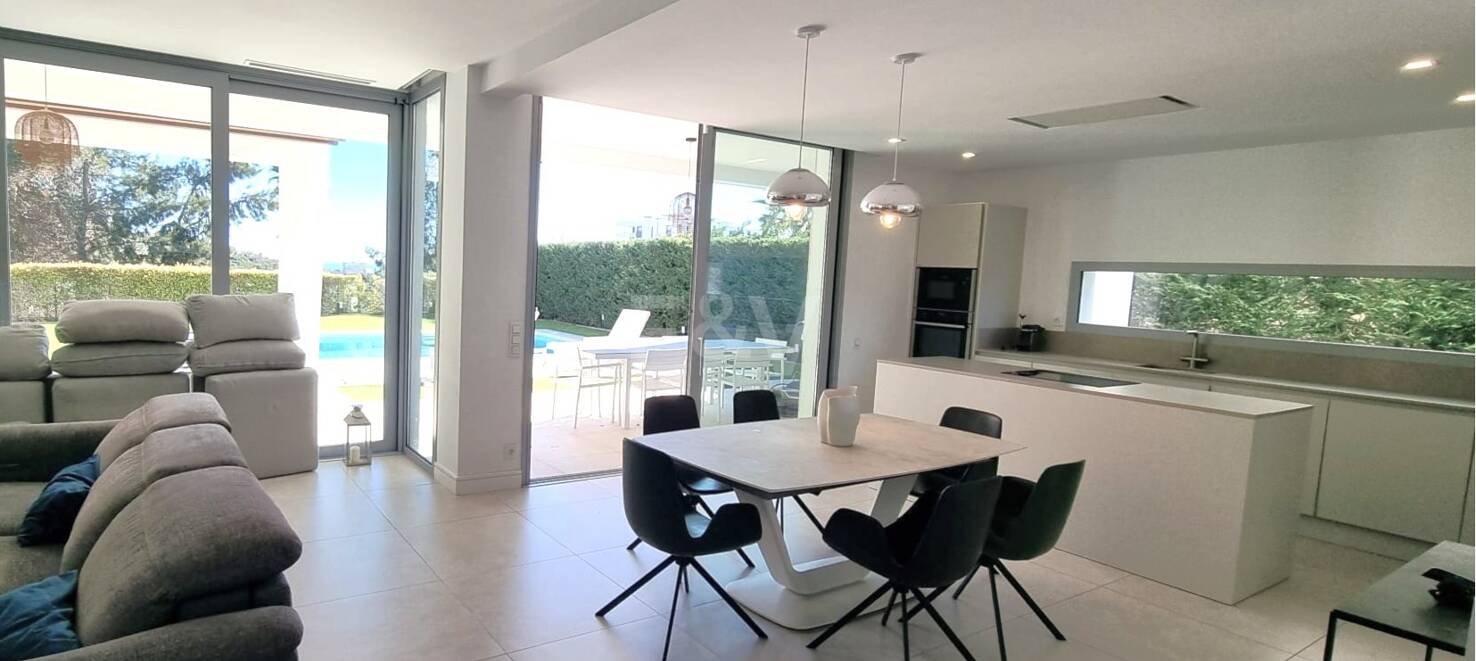 Villa de lujo en comunidad privada de nueva construcción – Santa Clara Golf, Marbella