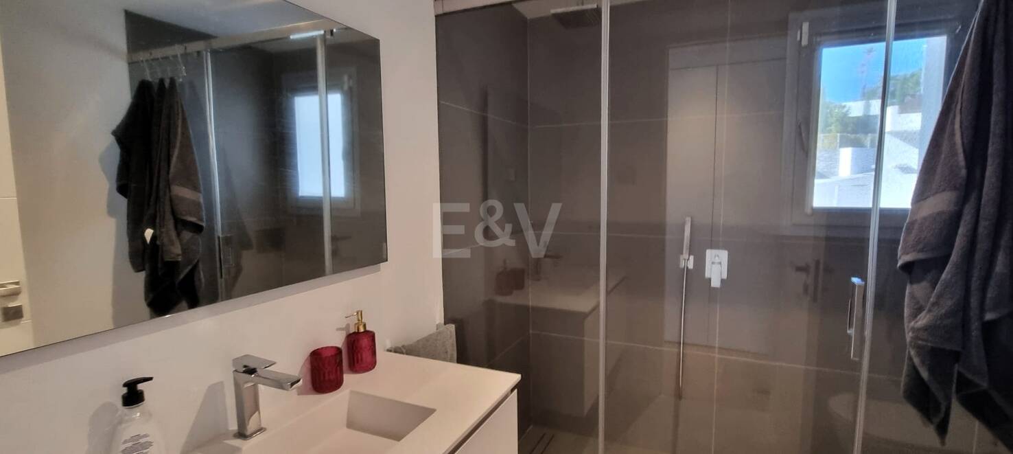 Villa de lujo en comunidad privada de nueva construcción – Santa Clara Golf, Marbella