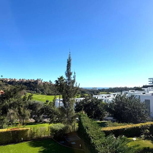 Villa de lujo en comunidad privada de nueva construcción – Santa Clara Golf, Marbella