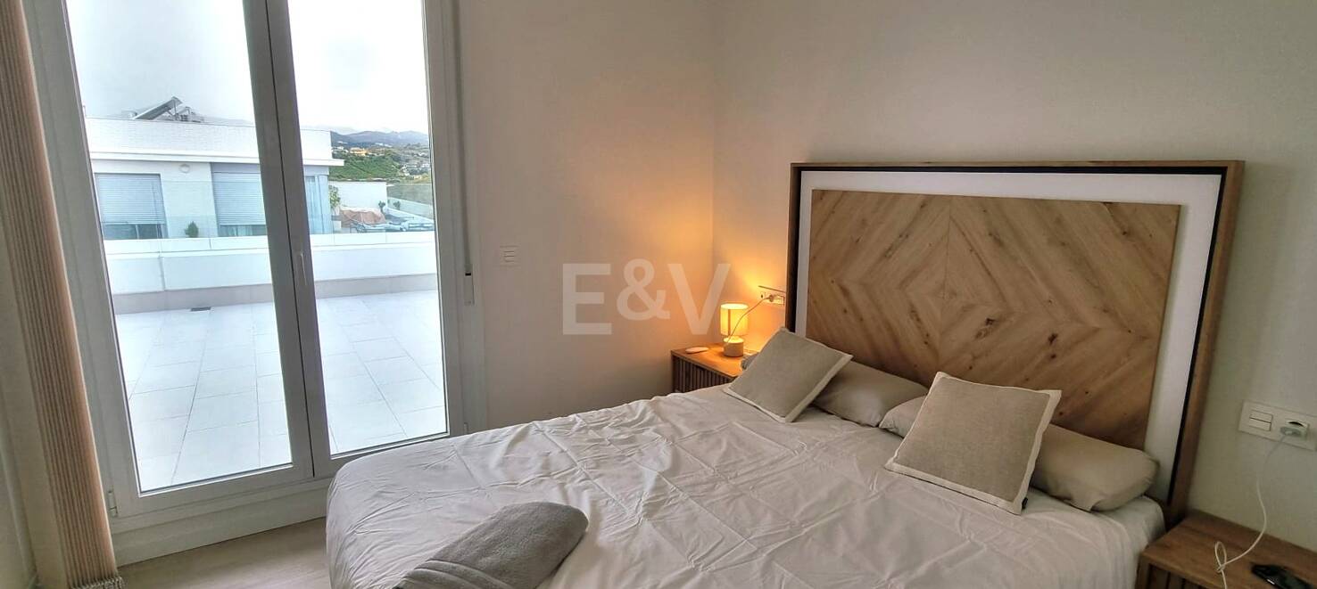 Exclusive 3-bedroom penthouse with a spectacular panoramic terrace in San Pedro de Alcántara