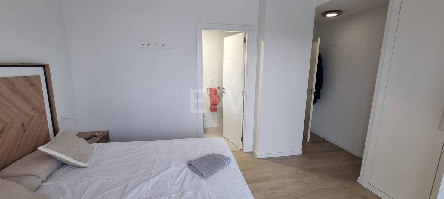 Exclusive 3-bedroom penthouse with a spectacular panoramic terrace in San Pedro de Alcántara