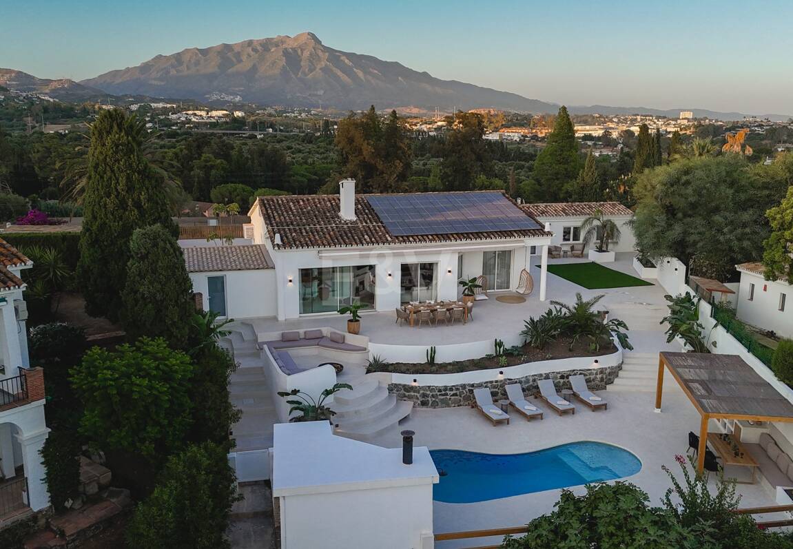 Villa con vistas abiertas cerca de golf y excelentes comodidades