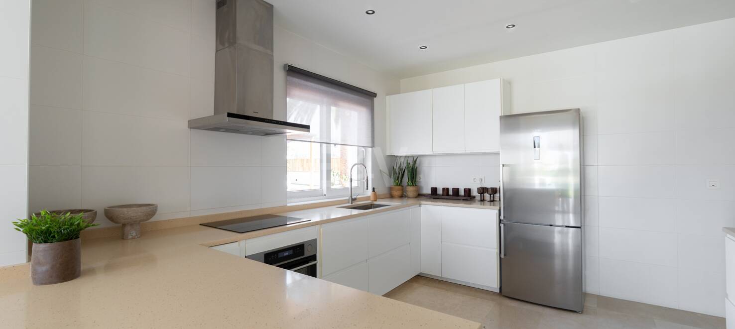 Villa with Open Horizons Views Close to Golf and Top Amenities