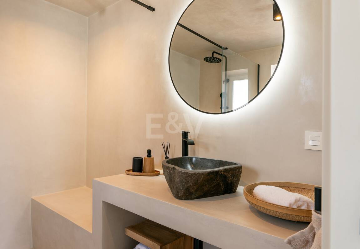 Villa con vistas abiertas cerca de golf y excelentes comodidades