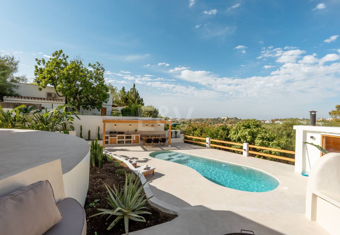 Villa con vistas abiertas cerca de golf y excelentes comodidades
