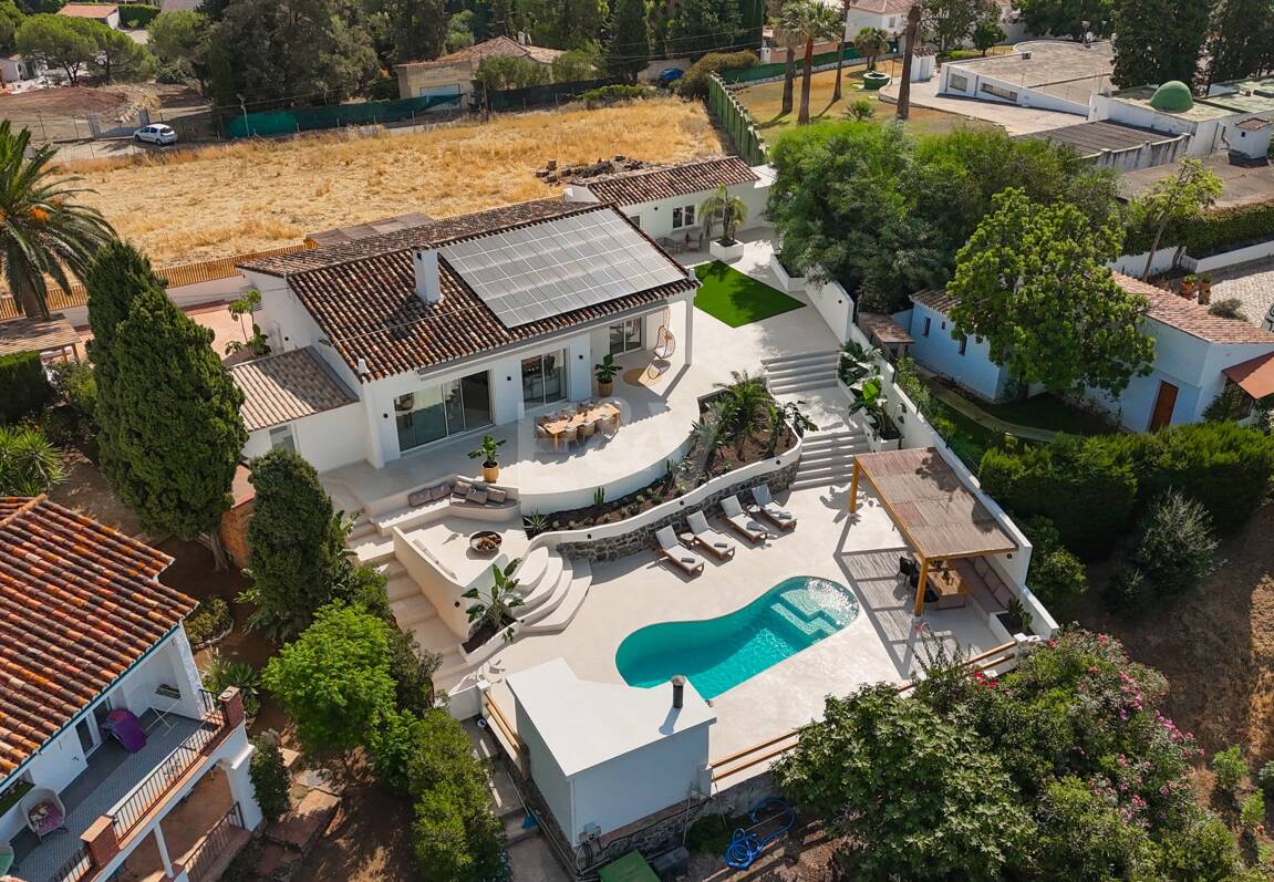 Villa con vistas abiertas cerca de golf y excelentes comodidades