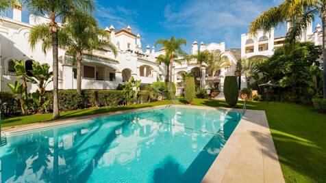 Elegante apartamento con jardín en una exclusiva comunidad cerrada