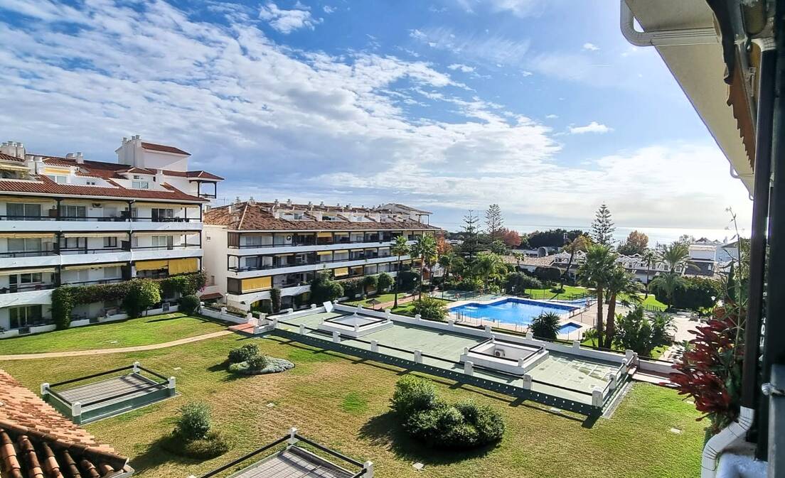 Modernes, frisch renoviertes Apartment an der Goldenen Meile – Fußgängerzone und Doppelgarage