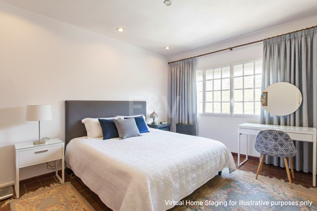 Maison de ville andalouse à Benahavís Centre avec vues sur la montagne & Investissement Appel