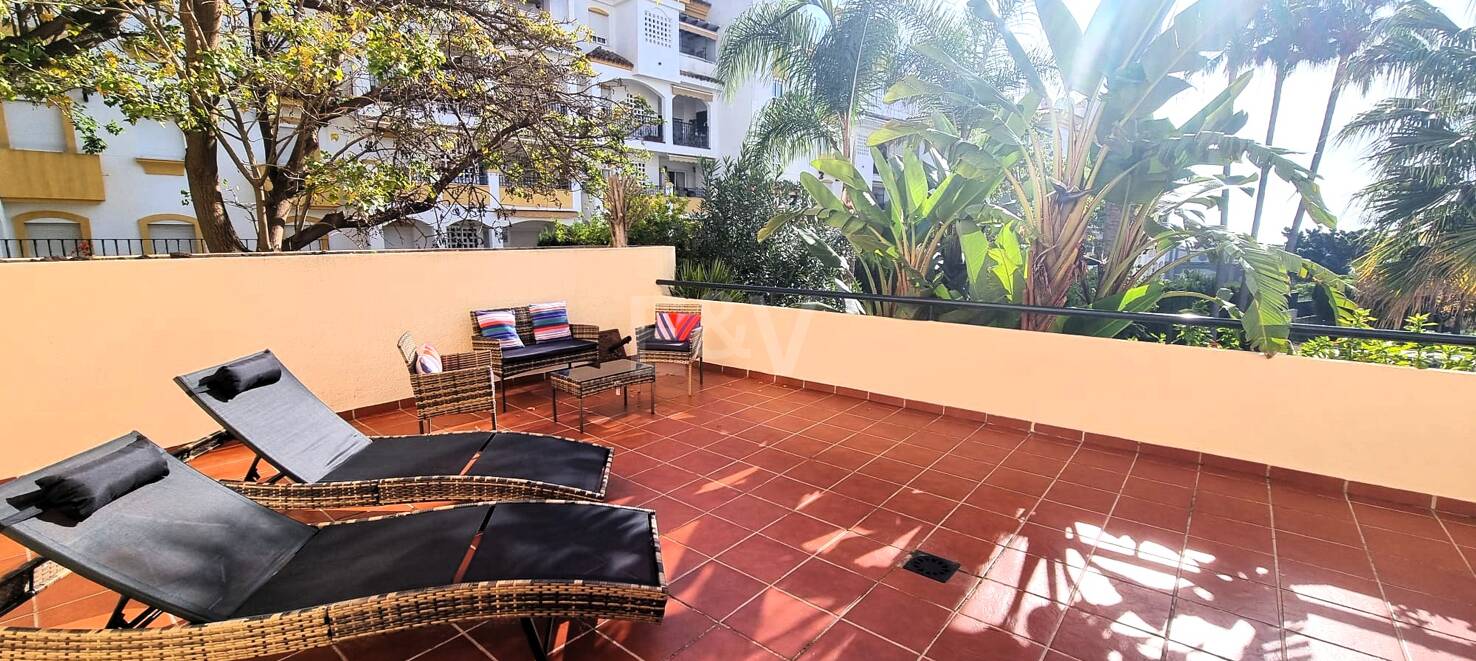 Geräumige Qualitätswohnung mit 3 Schlafzimmern an der Goldenen Meile, zu Fuß zum Strand und allen Dienstleistungen