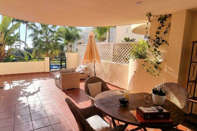 Spacious quality apartment with 3 bedrooms in the heart of the Golden Mile, walking distance to the beach and all services
