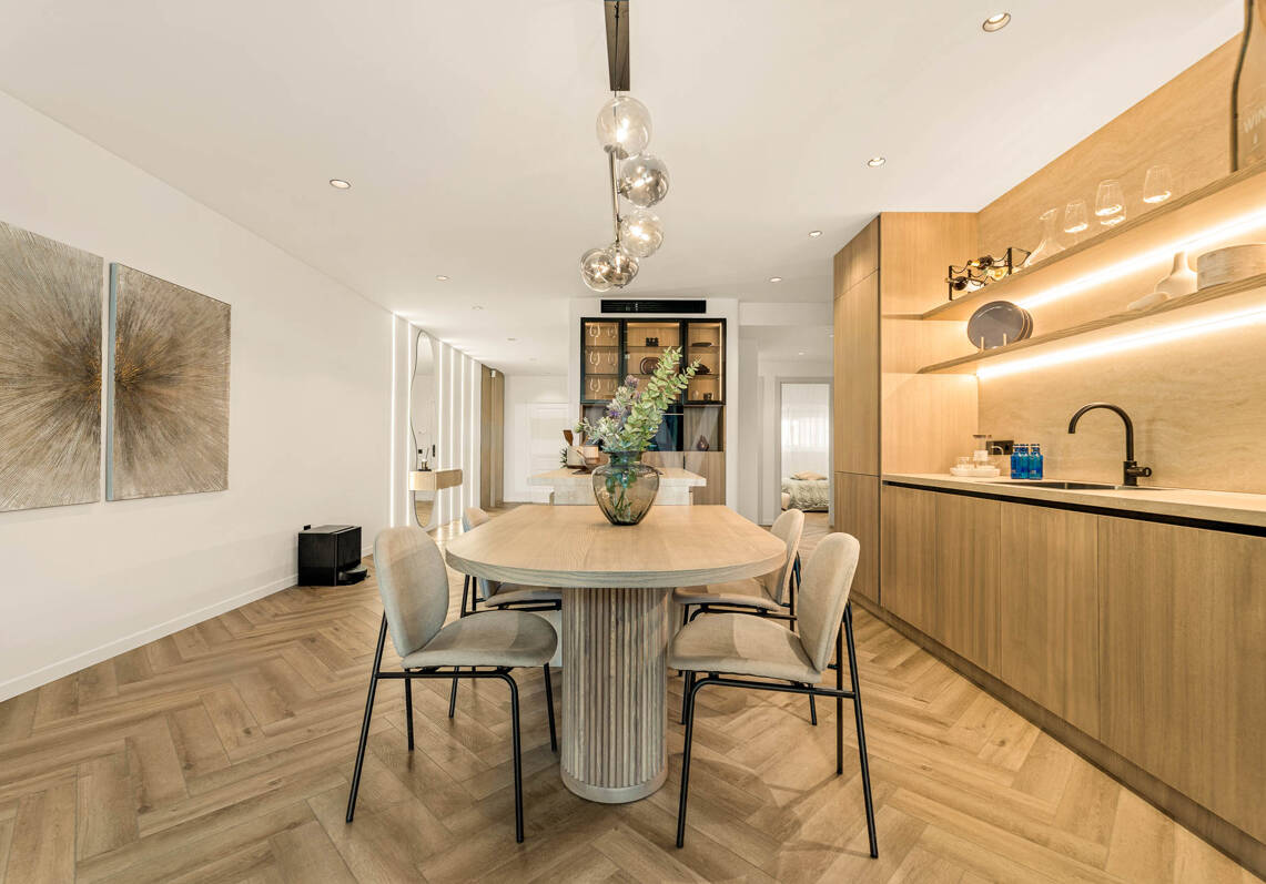 Chic Garden Apartment with Privacy in Las Brisas next to Los Naranjos Golf