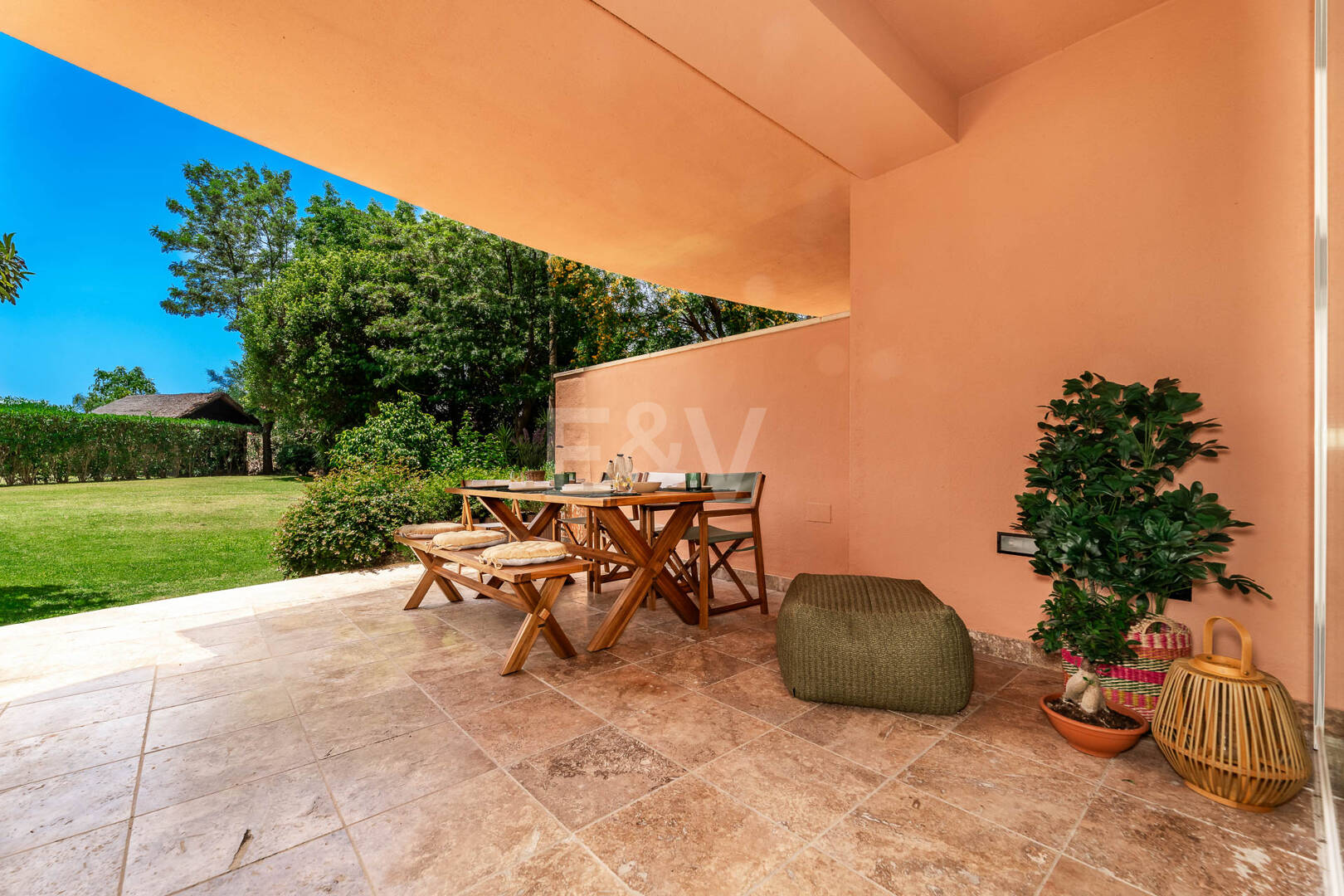 Hermoso apartamento con jardin privado junto a Los Naranjos Golf