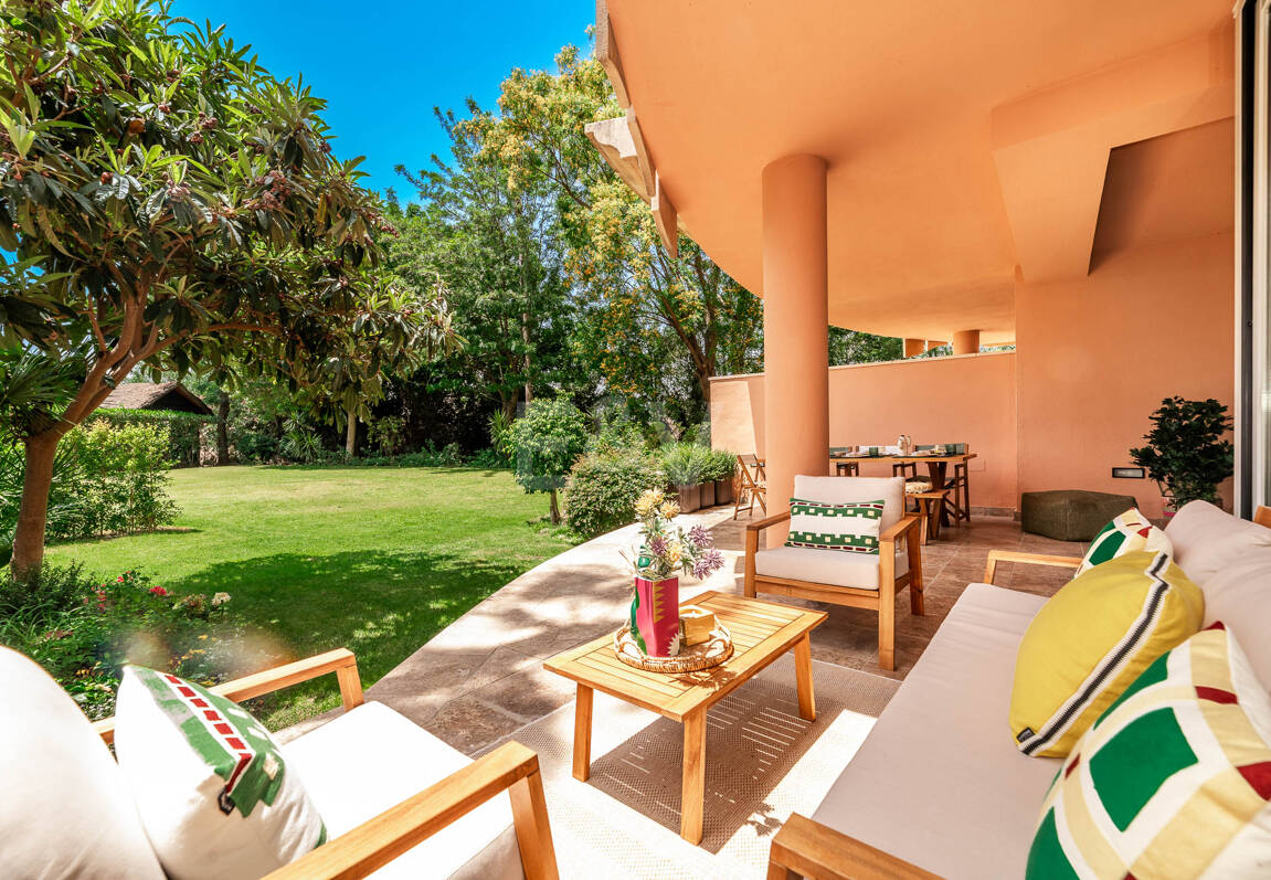 Hermoso apartamento con jardin privado junto a Los Naranjos Golf