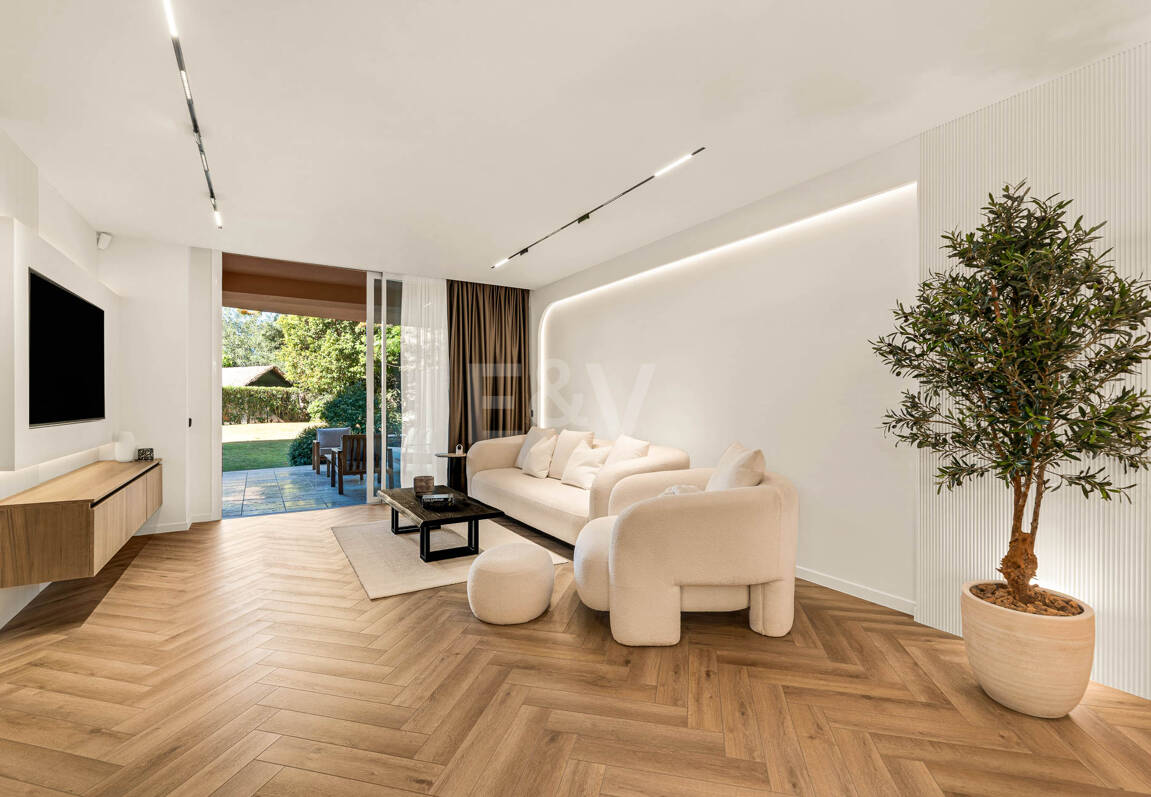 Hermoso apartamento con jardin privado junto a Los Naranjos Golf