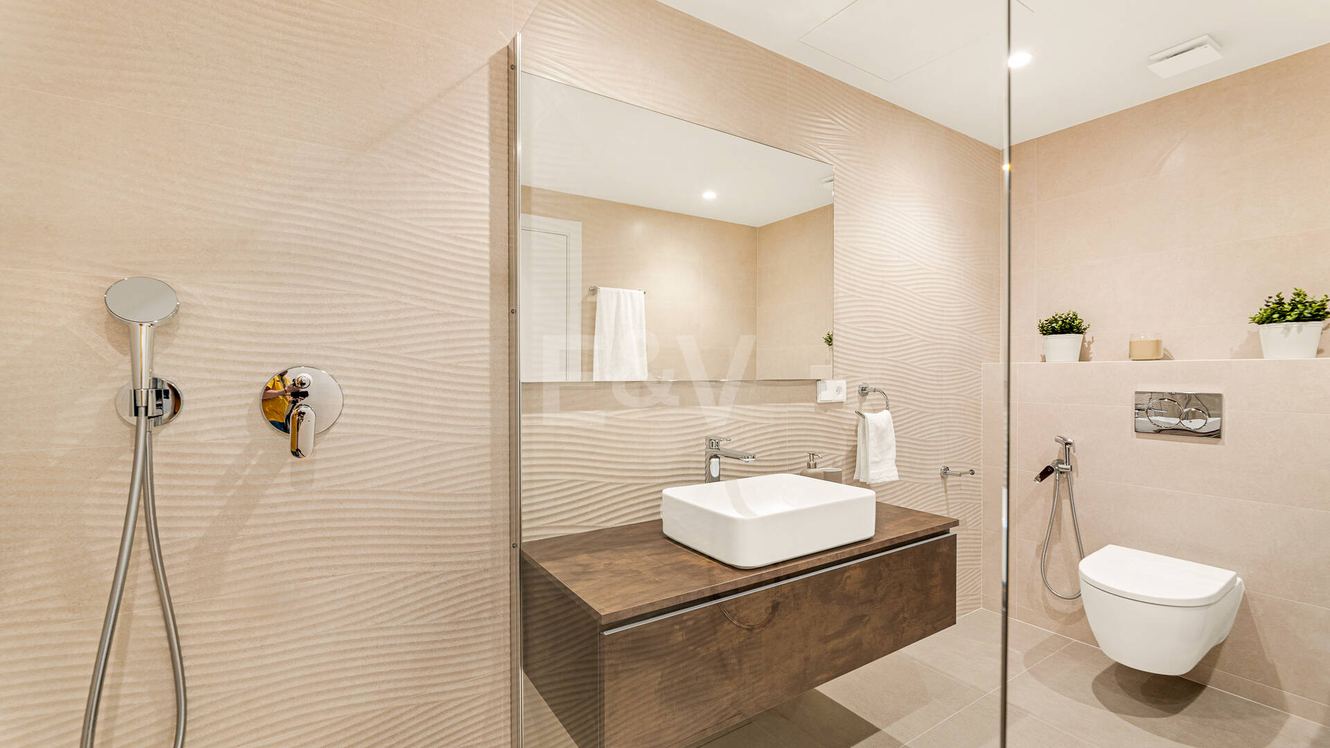 Hermoso apartamento con jardin privado junto a Los Naranjos Golf