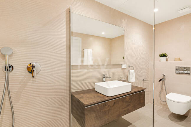 Hermoso apartamento con jardin privado junto a Los Naranjos Golf