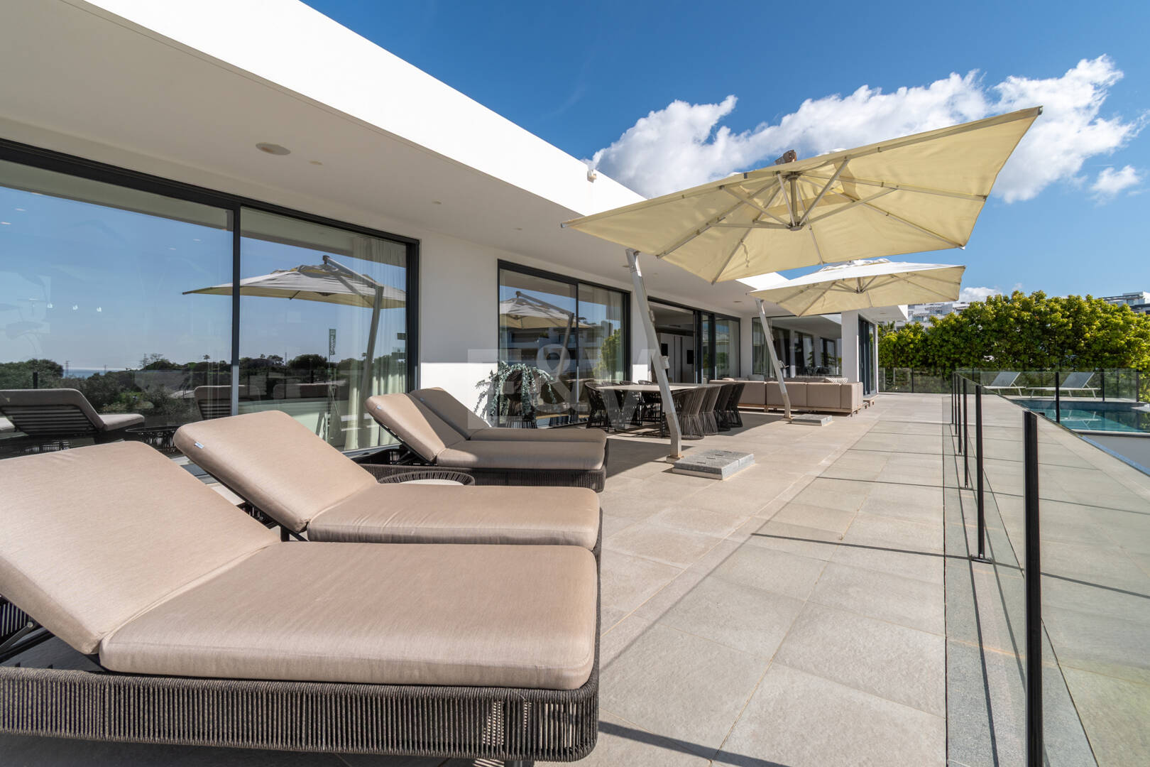 Impressive Villa on the Golf Frontline with Panoramic Views