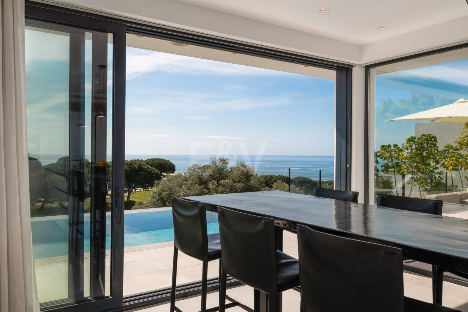 Impressive Villa on the Golf Frontline with Panoramic Views