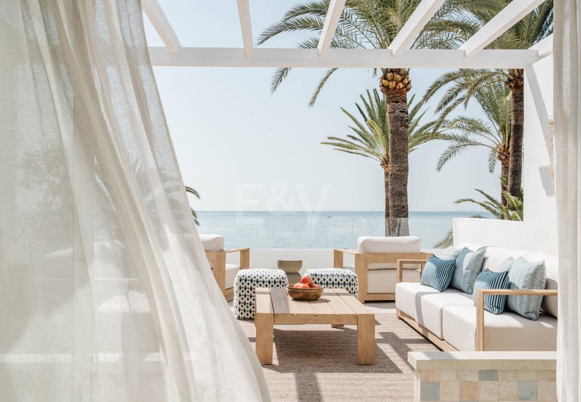 Strandnahe Eleganz an der Goldenen Meile von Marbella