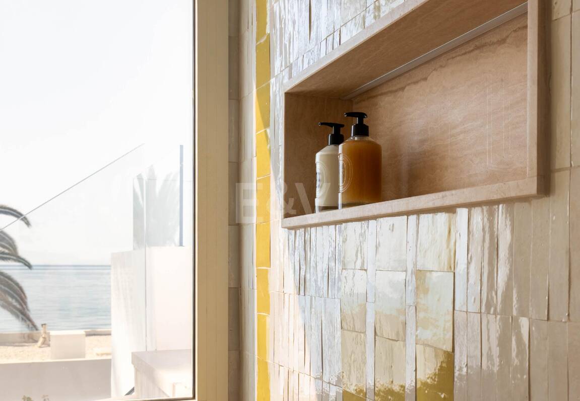 Beachfront Elegance on Marbella’s Golden Mile