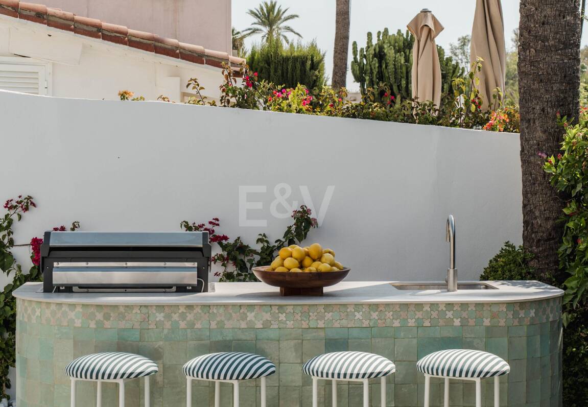 Beachfront Elegance on Marbella’s Golden Mile