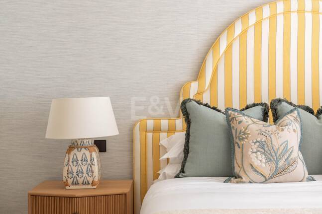 Beachfront Elegance on Marbella’s Golden Mile