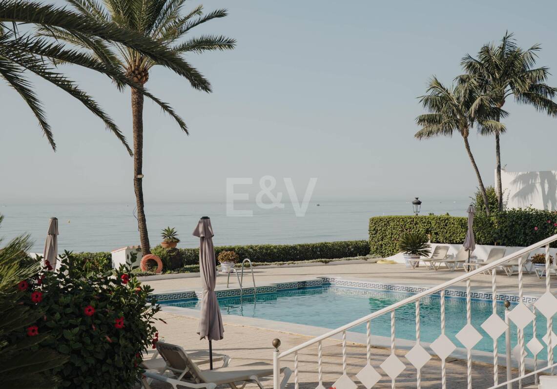 Élégance en front de mer sur Marbella