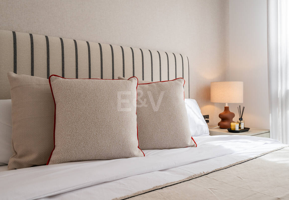 Apartamento de 3 habitaciones a estrenar en Medblue, Altos de Los Monteros con impresionantes vistas al mar