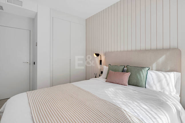 Apartamento de 3 habitaciones a estrenar en Medblue, Altos de Los Monteros con impresionantes vistas al mar