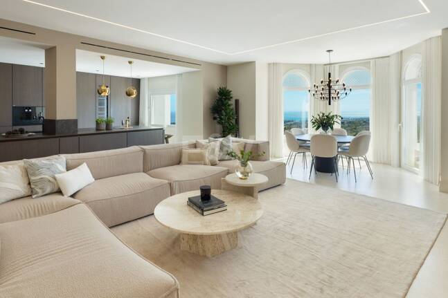 Impressive Duplex Penthouse with Private Pool and Panoramic Sea Views