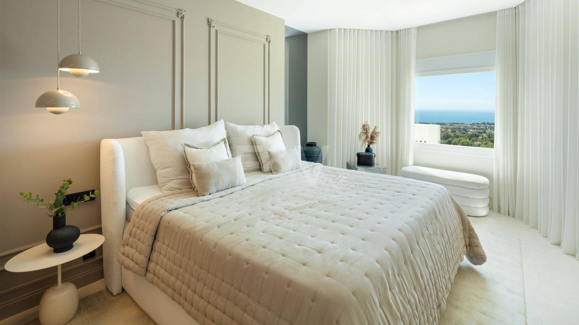 Impressive Duplex Penthouse with Private Pool and Panoramic Sea Views