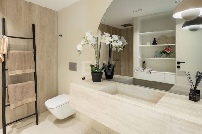 Impressive Duplex Penthouse with Private Pool and Panoramic Sea Views