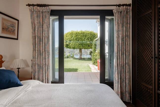 Extraordinär andalusisk Villa med Breathtaking Lake och Mountain Views i Istán