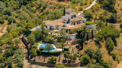 Extraordinär andalusisk Villa med Breathtaking Lake och Mountain Views i Istán