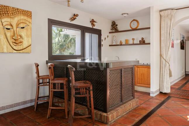 Extraordinär andalusisk Villa med Breathtaking Lake och Mountain Views i Istán