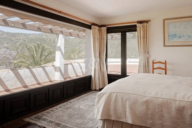 Extraordinär andalusisk Villa med Breathtaking Lake och Mountain Views i Istán