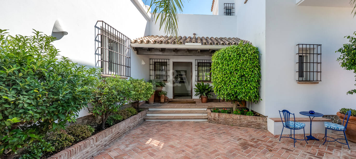 Retraite côtière privée combinant paix, emplacement privilégié et valeur exceptionnelle