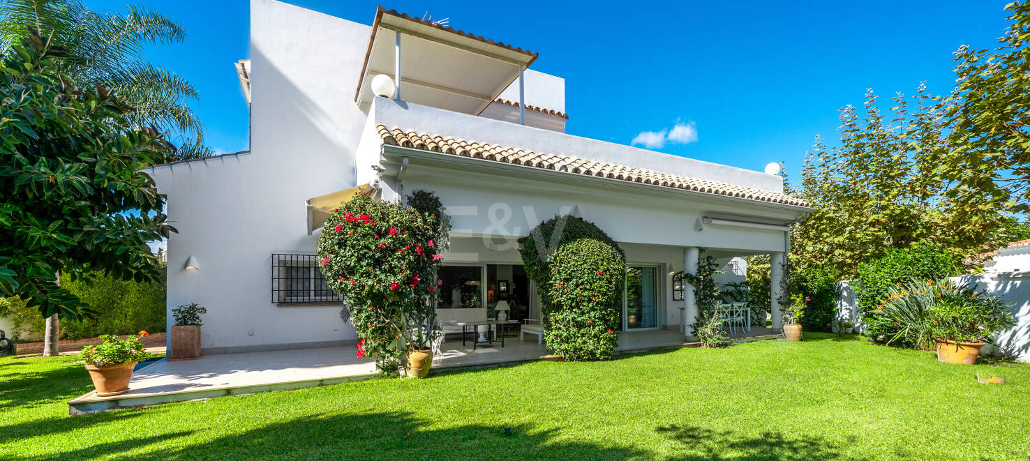 Retraite côtière privée combinant paix, emplacement privilégié et valeur exceptionnelle