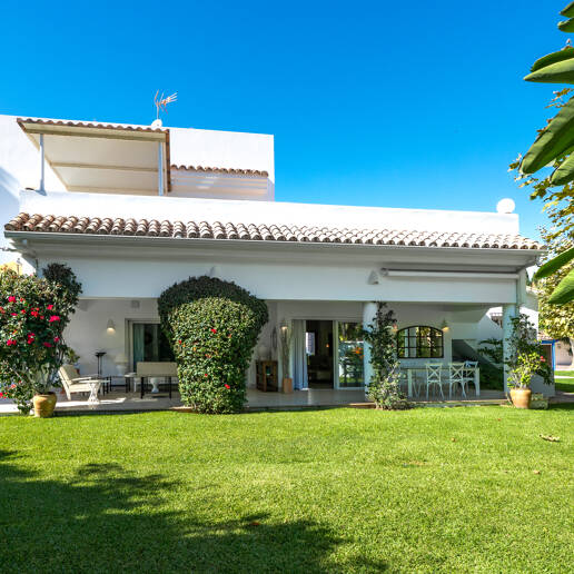 Retraite côtière privée combinant paix, emplacement privilégié et valeur exceptionnelle