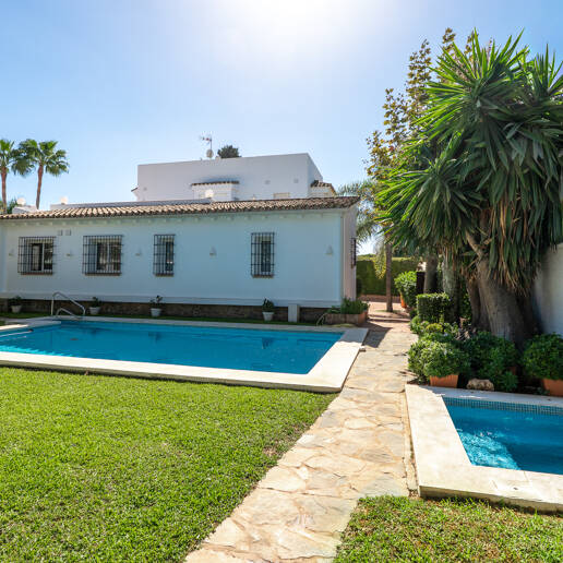 Retraite côtière privée combinant paix, emplacement privilégié et valeur exceptionnelle