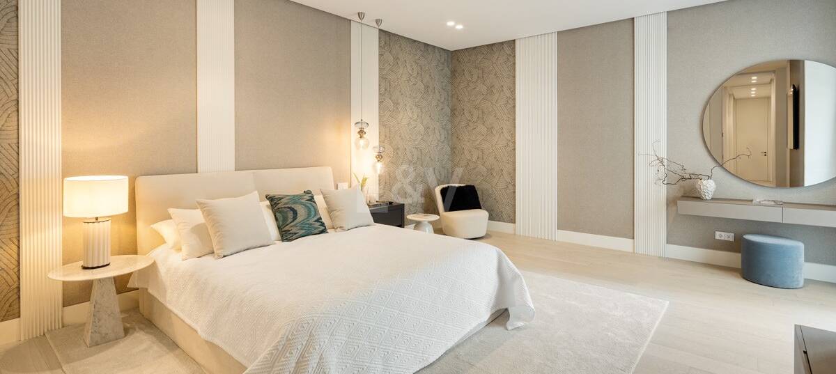 Moderne Luxusvilla mit Panoramablick auf das Meer in La Quinta