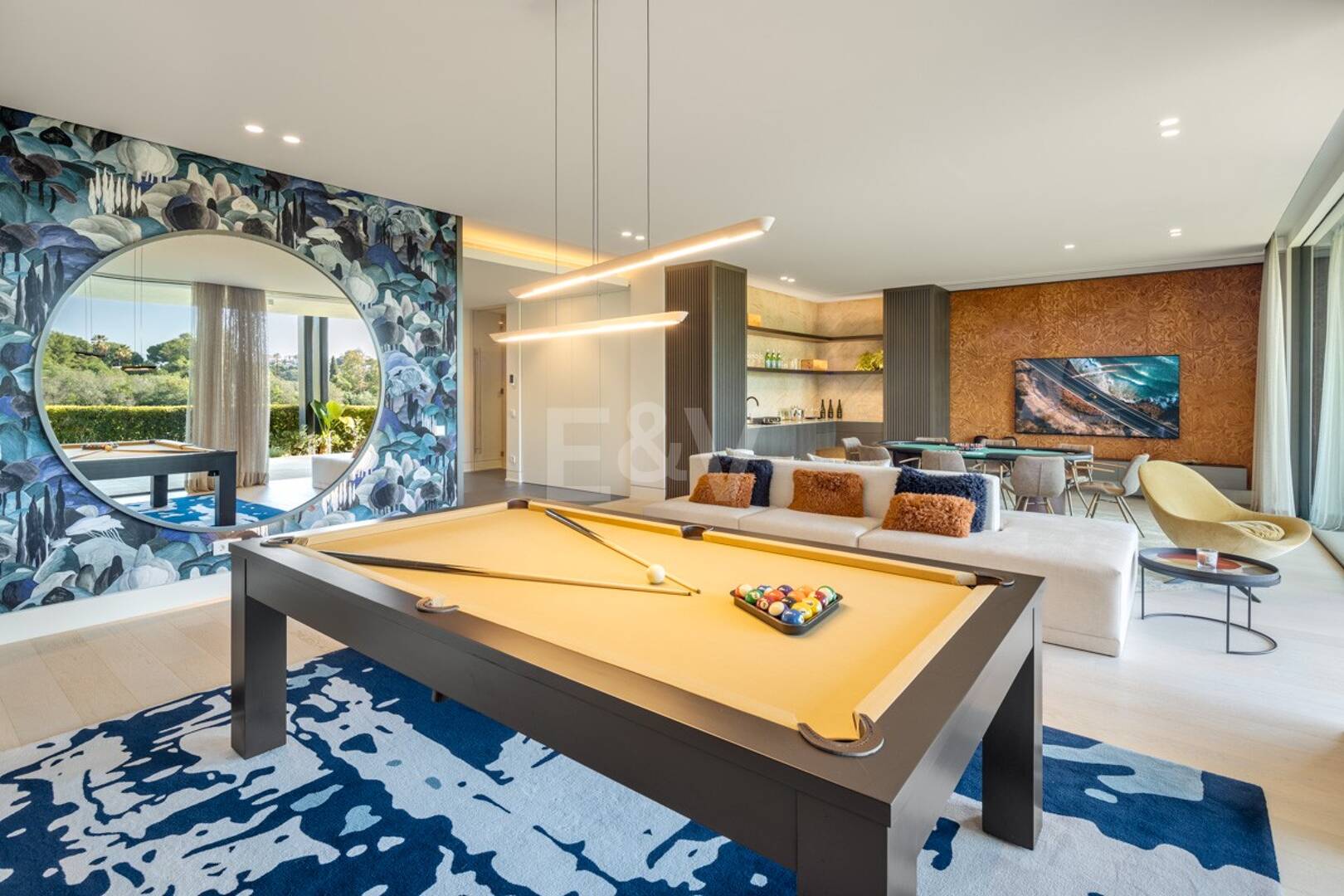 Villa de lujo contemporánea con vistas panorámicas al mar en La Quinta