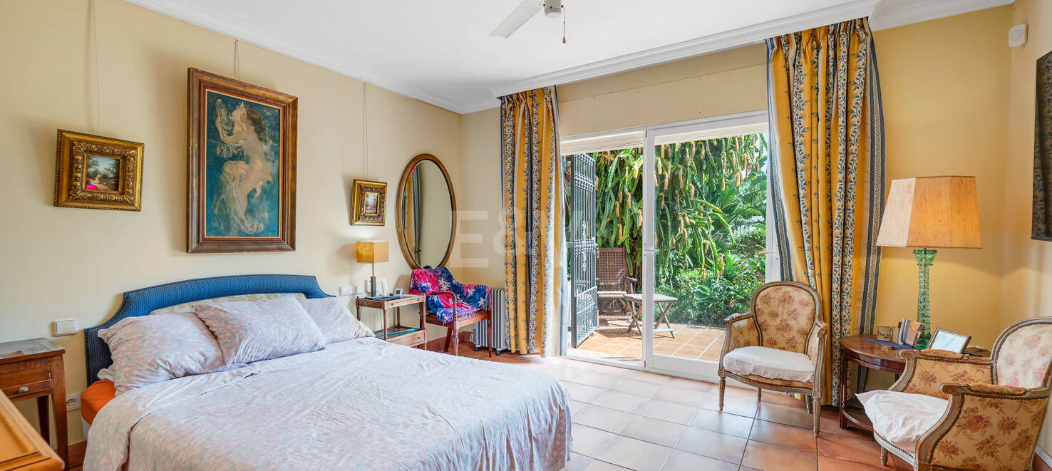 Andalusian Family Home with Walking Distance to the Beach