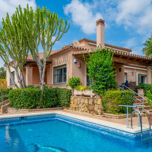 Andalusian Family Home with Walking Distance to the Beach
