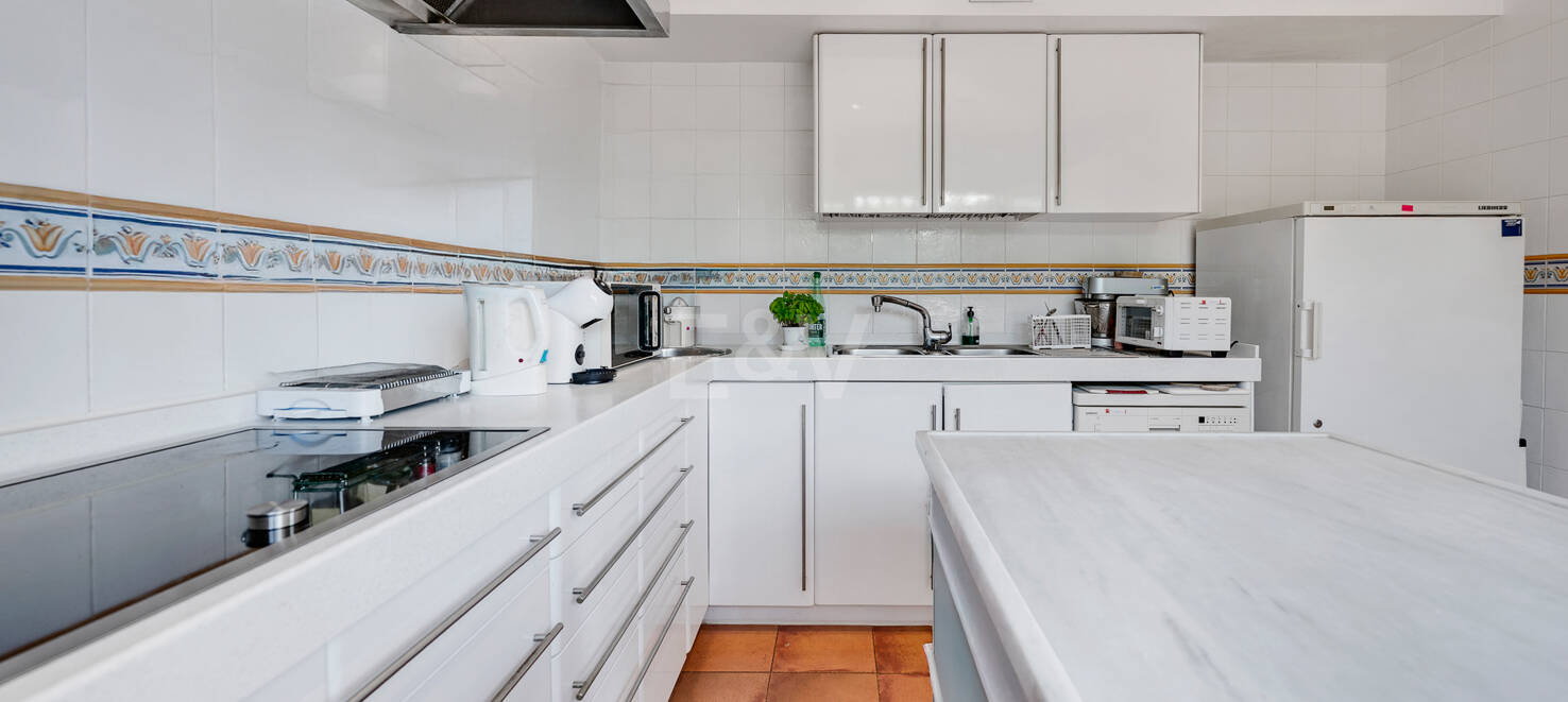 Andalusian Family Home with Walking Distance to the Beach